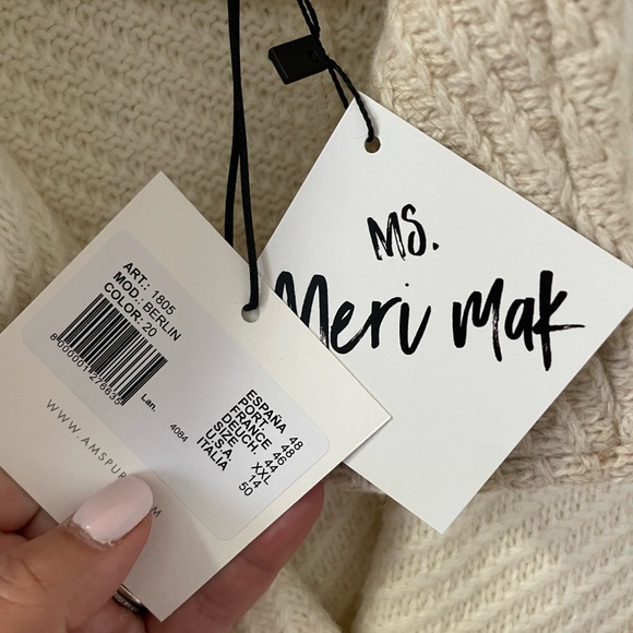 Ms. Meri Mak Coatigen - Picture 6 of 11